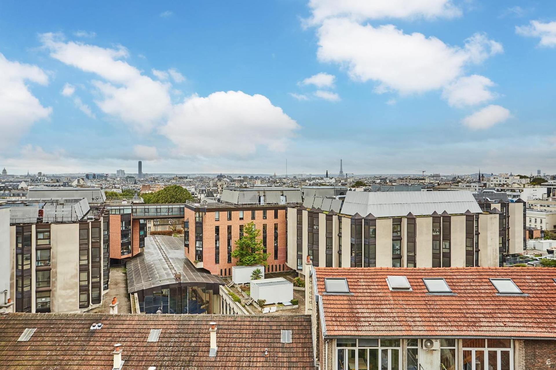 2 Bedroom Flat Centre De - Eiffel Tower View *